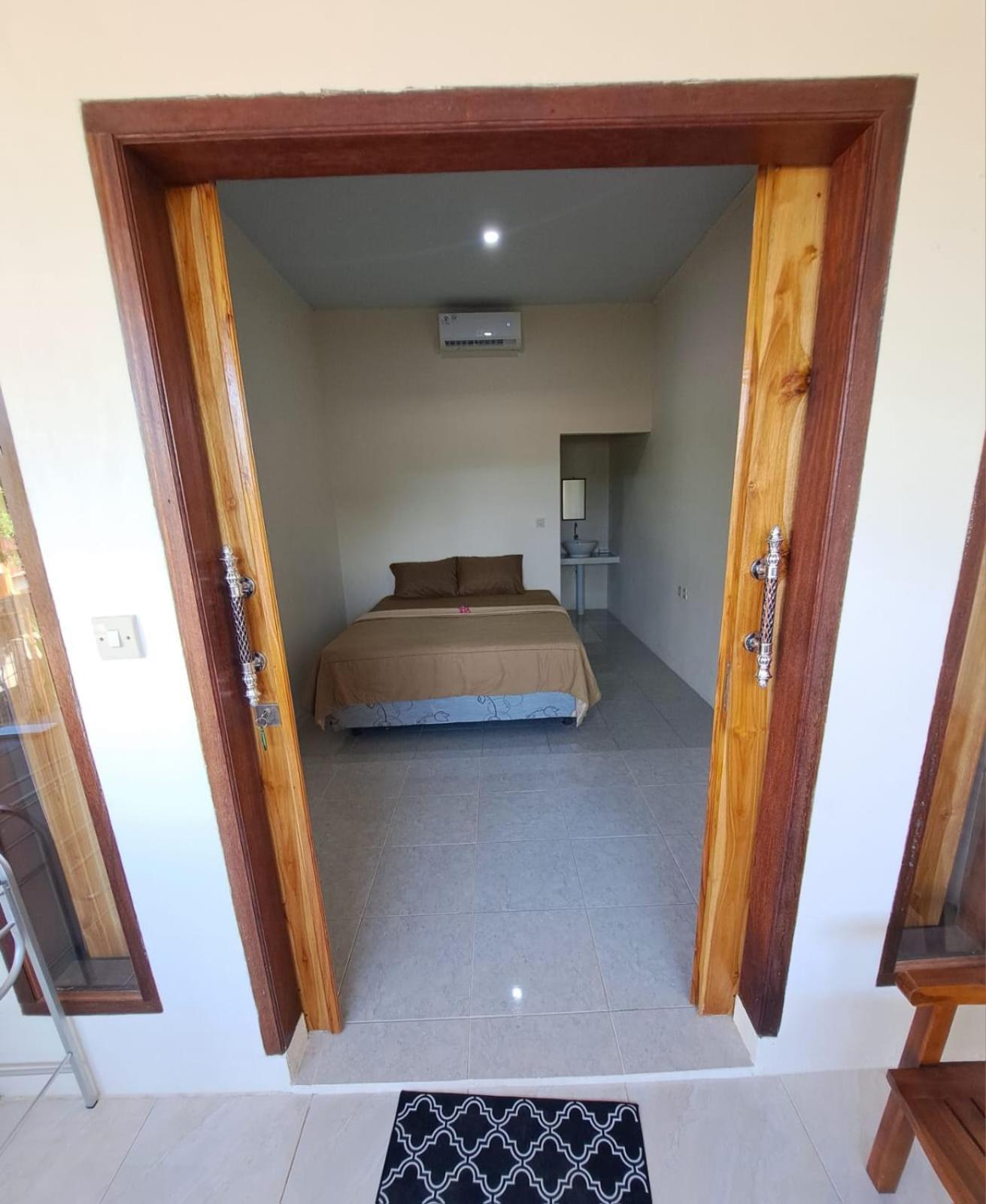 Family Garden Homestay Senggigi Zewnętrze zdjęcie