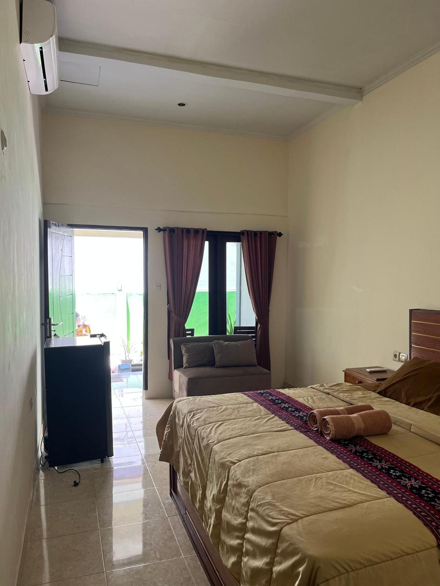 Family Garden Homestay Senggigi Zewnętrze zdjęcie